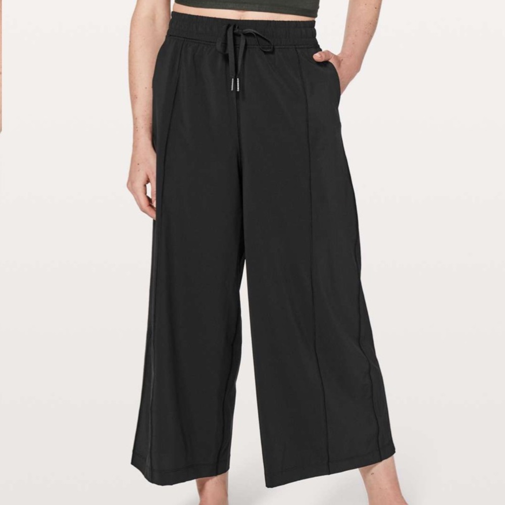 Lululemon Get Going 24” Black Pant